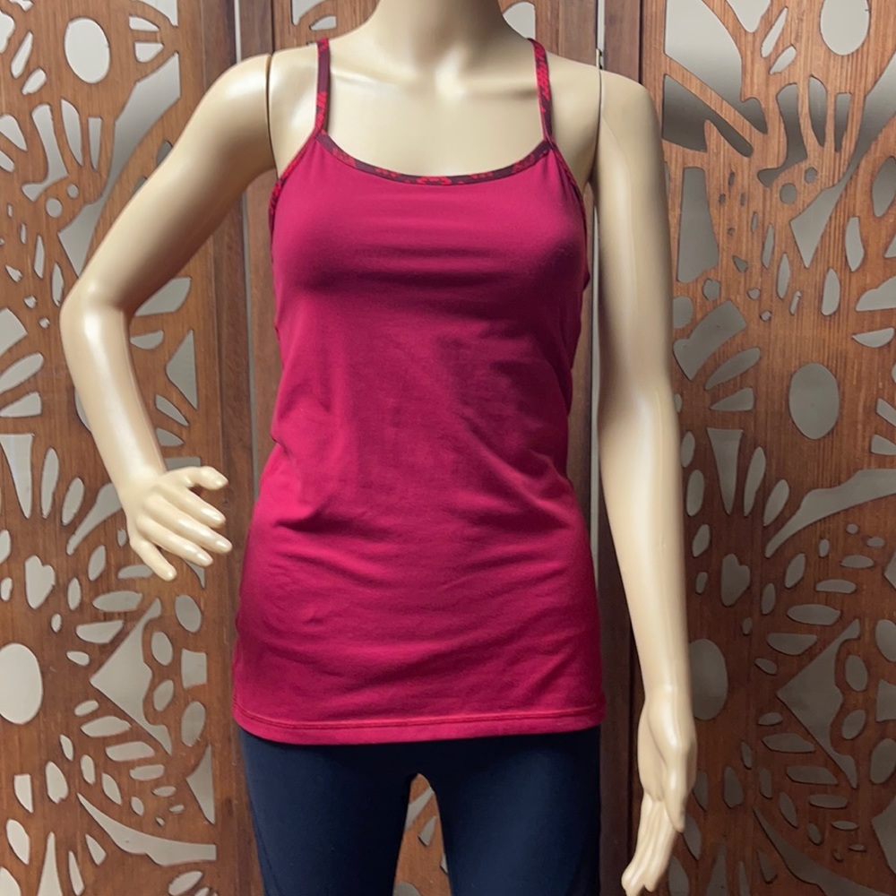 Lululemon Power Y Yoga Tank built in bra